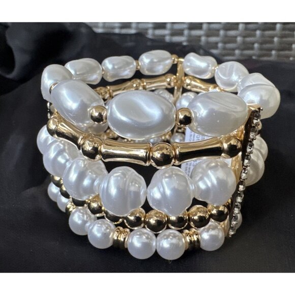 Lilly Pulitzer CZ Cuff Bracelet Gold-tone Rhinestone Faux Pearls Stretch NWT - Picture 5 of 12